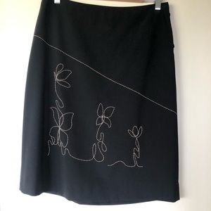 INC skirt-black & deco tan stitching in front, sz6